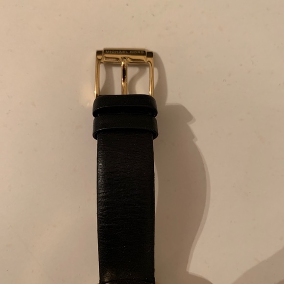 Michael Kors Black Leather Watch - Picture 5 of 11